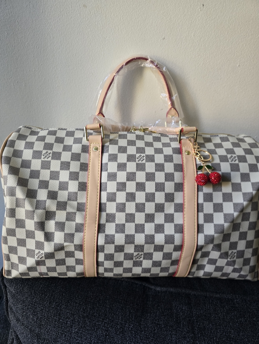 Checked Canvas Med-size Travel 45 Duffel Bag in Beige SAMPLE